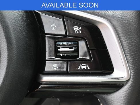 Used 2018 Subaru Outback 3.6R Touring AWD/4WD image 21