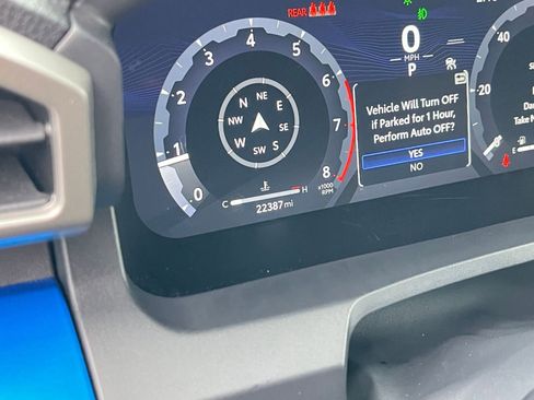 Used 2025 Toyota Tacoma TRD Off-Road image 38