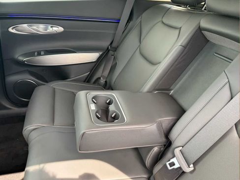 Used 2026 Genesis GV70 2.5T Select AWD/4WD image 27