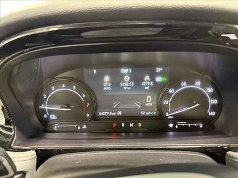 Used 2021 Lincoln Corsair Standard w/ Equipment Group 101A image 22