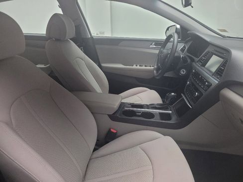 Used 2016 Hyundai Sonata SE FWD image 21