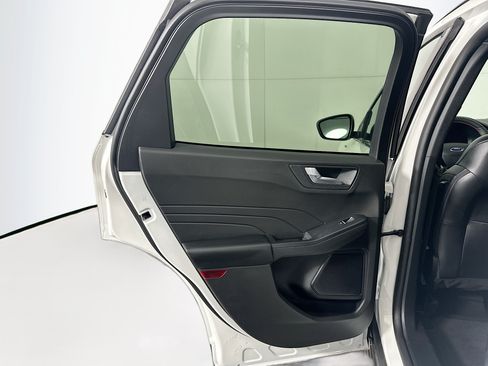 Used 2025 Ford Escape ST-Line w/ Tech Pack #1 FWD image 26