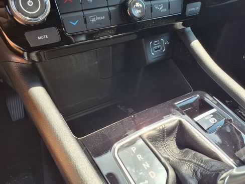 New 2026 Jeep Compass Latitude AWD/4WD image 9