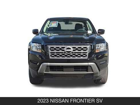 Used 2023 Nissan Frontier SV w/ Technology Package RWD image 4