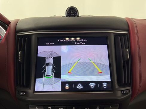 Used 2021 Maserati Levante GranSport image 26