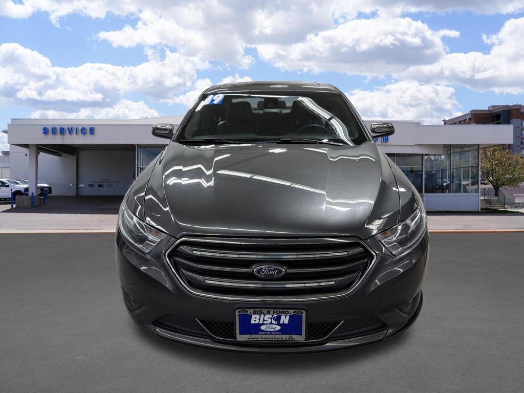 Used 2019 Ford Taurus Limited FWD image 8