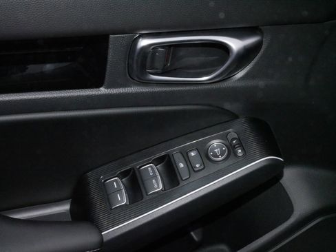 Certified 2025 Honda Civic Sport Touring image 19