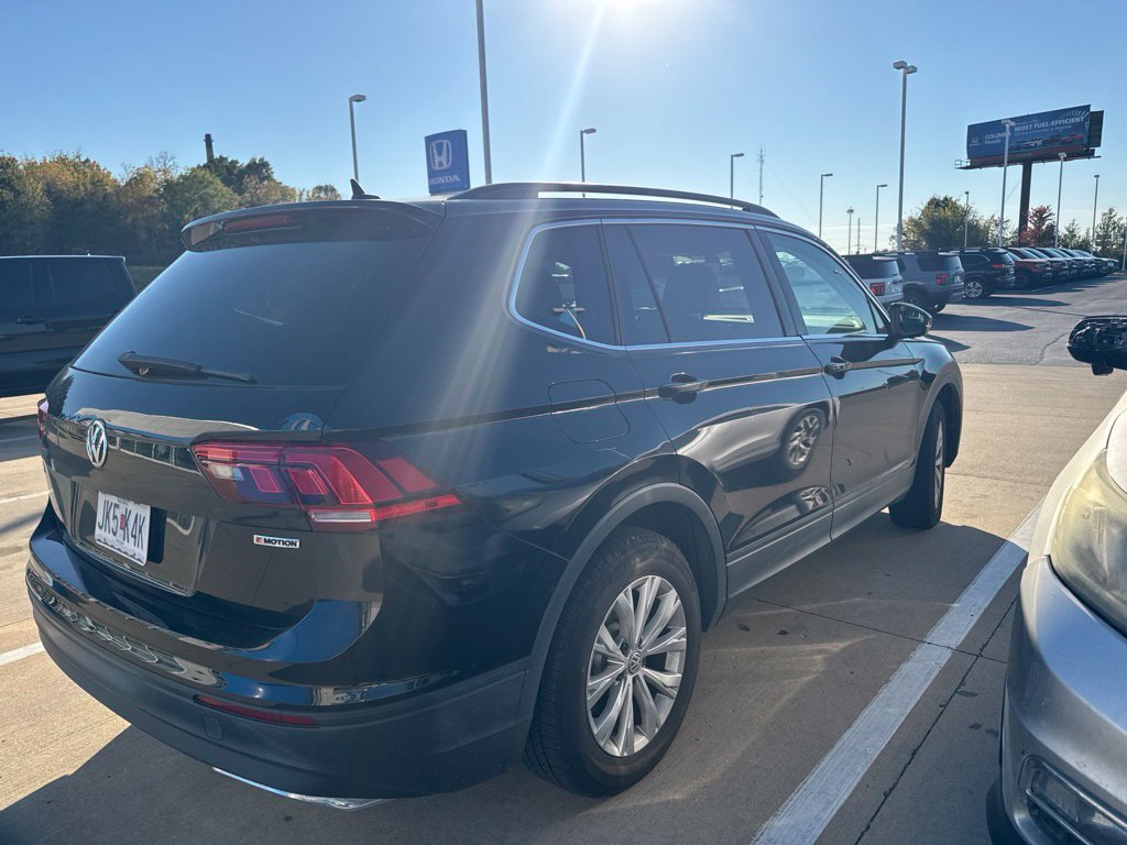 Used 2019 Volkswagen Tiguan SE w/ Panoramic Sunroof Package AWD/4WD image 6