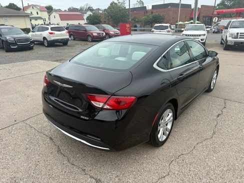 Used 2015 Chrysler 200 Limited image 15