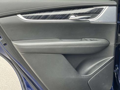 Certified 2024 Cadillac XT6 Premium Luxury image 22