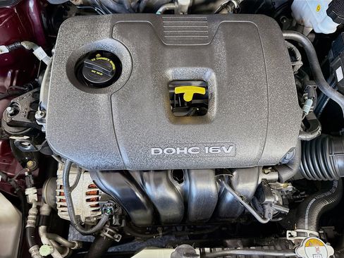 Used 2017 Kia Forte LX FWD image 37