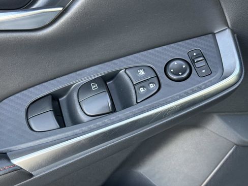 Used 2025 Nissan Sentra SR image 15