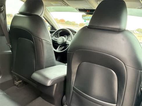 Used 2021 MAZDA MAZDA3 s image 13
