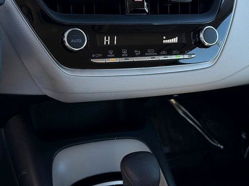 Used 2023 Toyota Corolla LE image 13