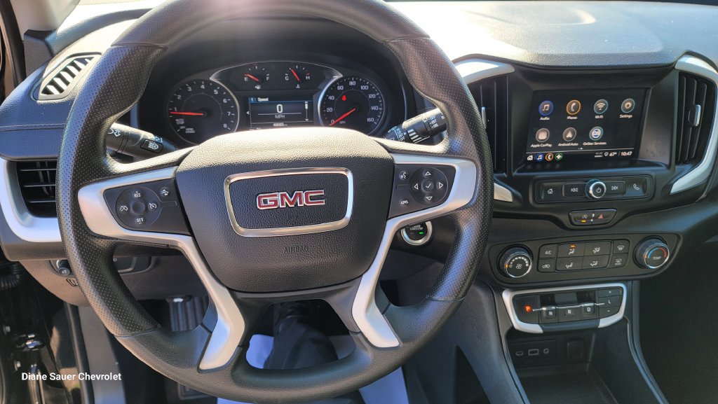 Used 2024 GMC Terrain SLE AWD/4WD image 20