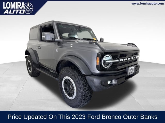 Used 2023 Ford Bronco Outer Banks w/ Sasquatch Package AWD/4WD image 1