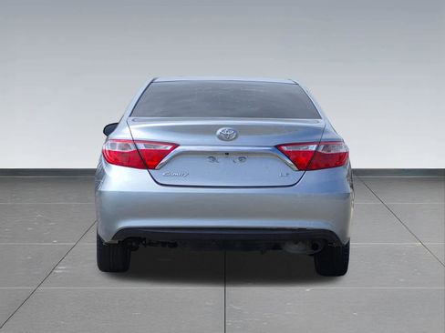 Used 2017 Toyota Camry LE FWD image 7