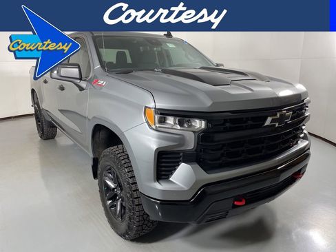 Used 2024 Chevrolet Silverado 1500 LT Trail Boss image 1