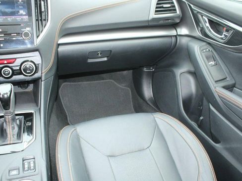 Used 2019 Subaru Crosstrek 2.0i Limited w/ Moonroof Package image 14