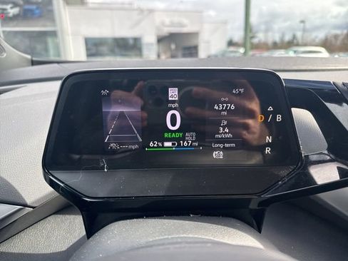 Used 2022 Volkswagen ID.4 Pro image 16