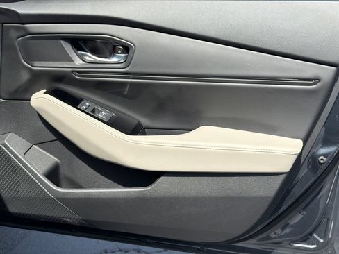 Used 2024 Honda Accord Touring image 12