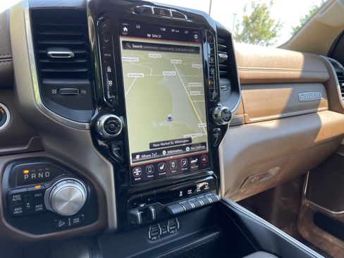 Used 2020 RAM 1500 Laramie AWD/4WD image 23