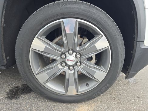 Used 2018 GMC Acadia SLT image 36