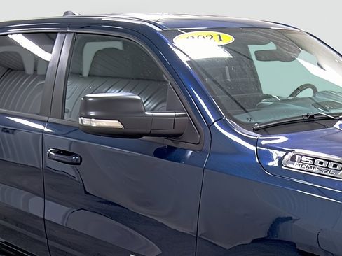 Used 2021 RAM 1500 Big Horn image 15