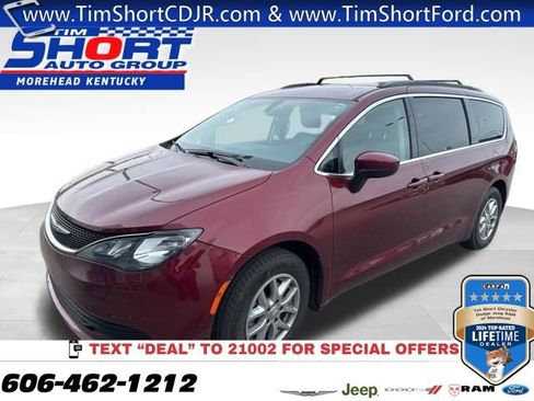 Used 2020 Chrysler Voyager Lxi image 1