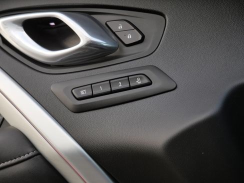 Used 2019 Chevrolet Camaro SS image 33