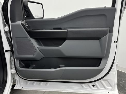 Used 2021 Ford F150 XL w/ Trailer Tow Package image 32