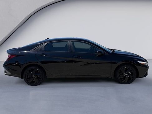 New 2026 Hyundai Elantra Sport FWD image 6