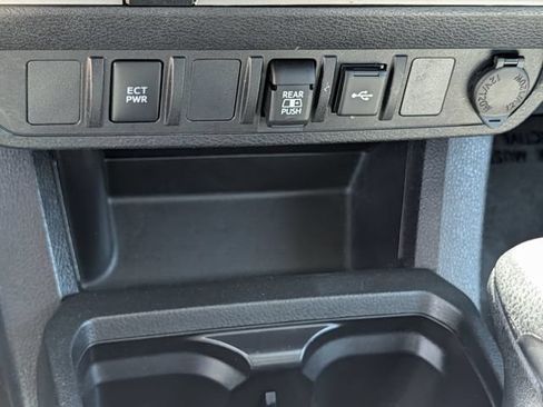 Used 2023 Toyota Tacoma SR5 AWD/4WD image 16