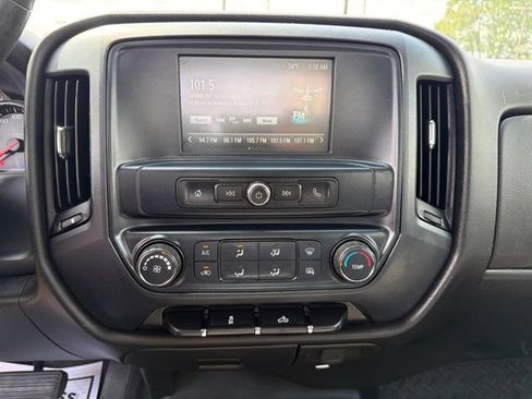 Used 2018 Chevrolet Silverado 1500 W/T w/ WT Fleet Convenience Package AWD/4WD image 17