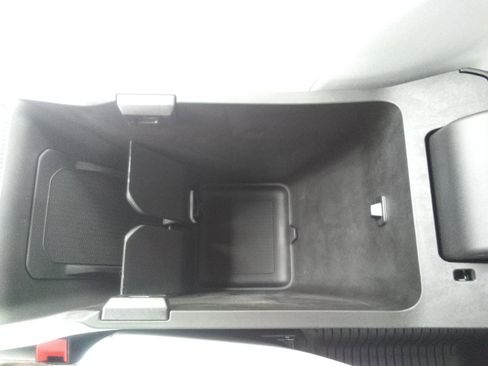 New 2026 Jeep Cherokee Laredo AWD/4WD image 16