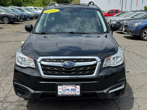 Used 2017 Subaru Forester 2.5i Premium w/ All-Weather Package AWD/4WD image 3