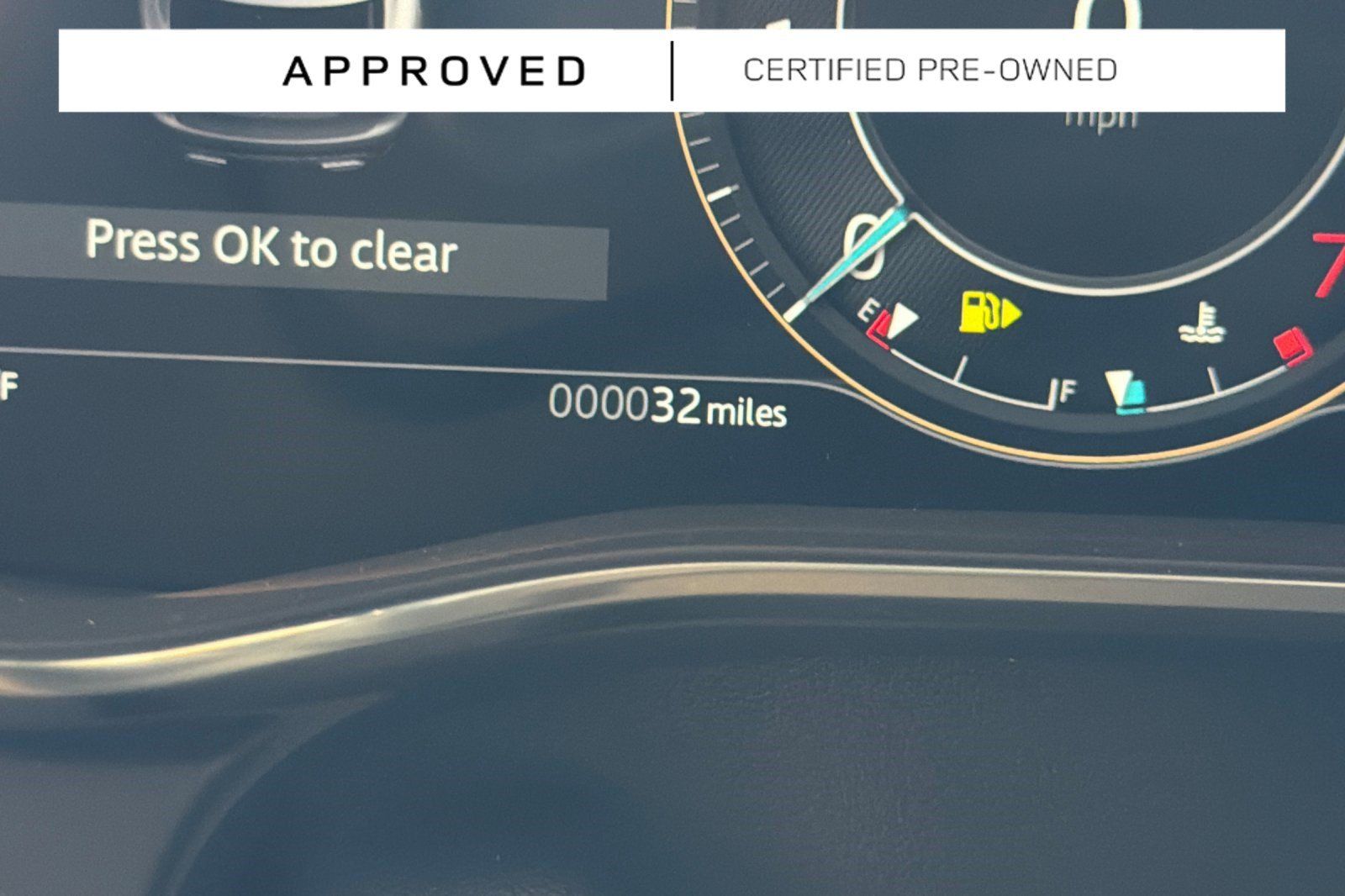 Used 2025 Jaguar F-PACE R-Dynamic S AWD/4WD image 22