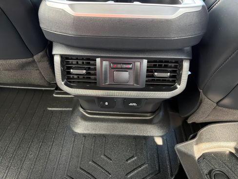 Used 2023 Ford F150 Platinum w/ Equipment Group 701A High AWD/4WD image 22