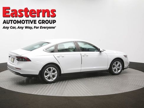 Used 2023 Honda Accord LX image 42