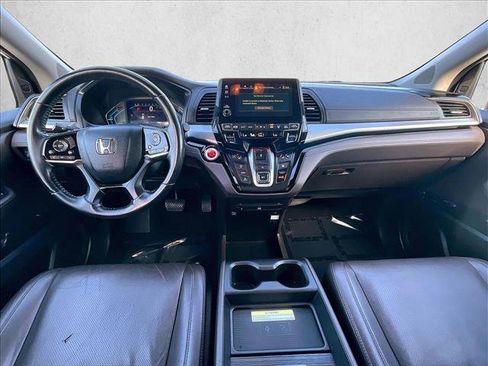 Used 2018 Honda Odyssey Elite image 16