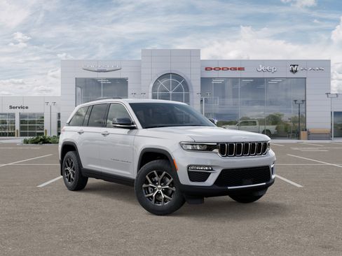 New 2025 Jeep Grand Cherokee Limited w/ MOPAR Finishing Package image 1