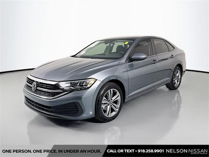 Used 2024 Volkswagen Jetta SE w/ Panoramic Sunroof Package