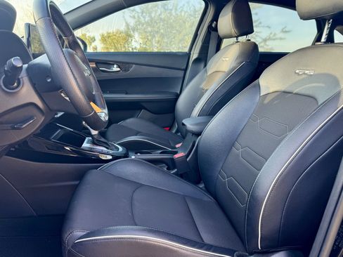 Certified 2023 Kia Forte GT-Line image 11