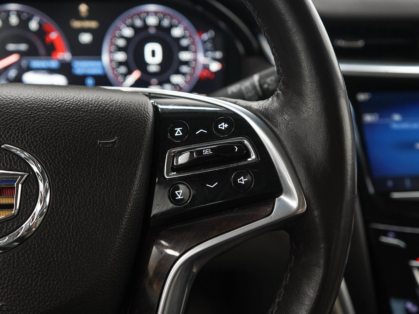 Used 2013 Cadillac XTS Premium FWD image 24