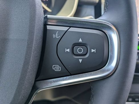 Certified 2023 Volvo C40 P8 Recharge Plus w/ Protection Package Premier AWD/4WD image 19