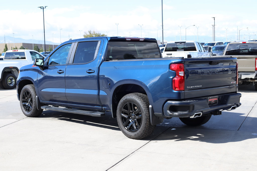 Used 2023 Chevrolet Silverado 1500 RST w/ Z71 Off-Road Package AWD/4WD image 4