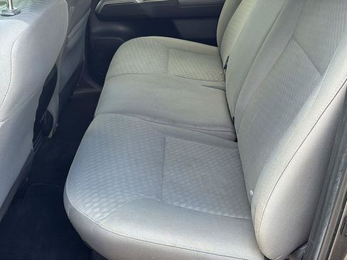 Used 2022 Toyota Tacoma SR5 w/ Technology Package RWD image 18