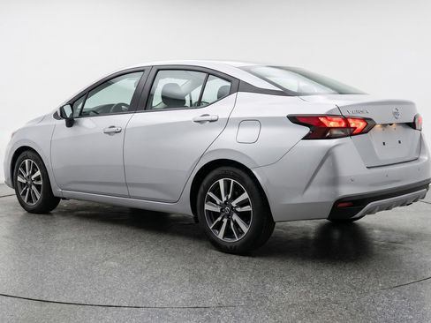 Used 2025 Nissan Versa SV FWD image 6
