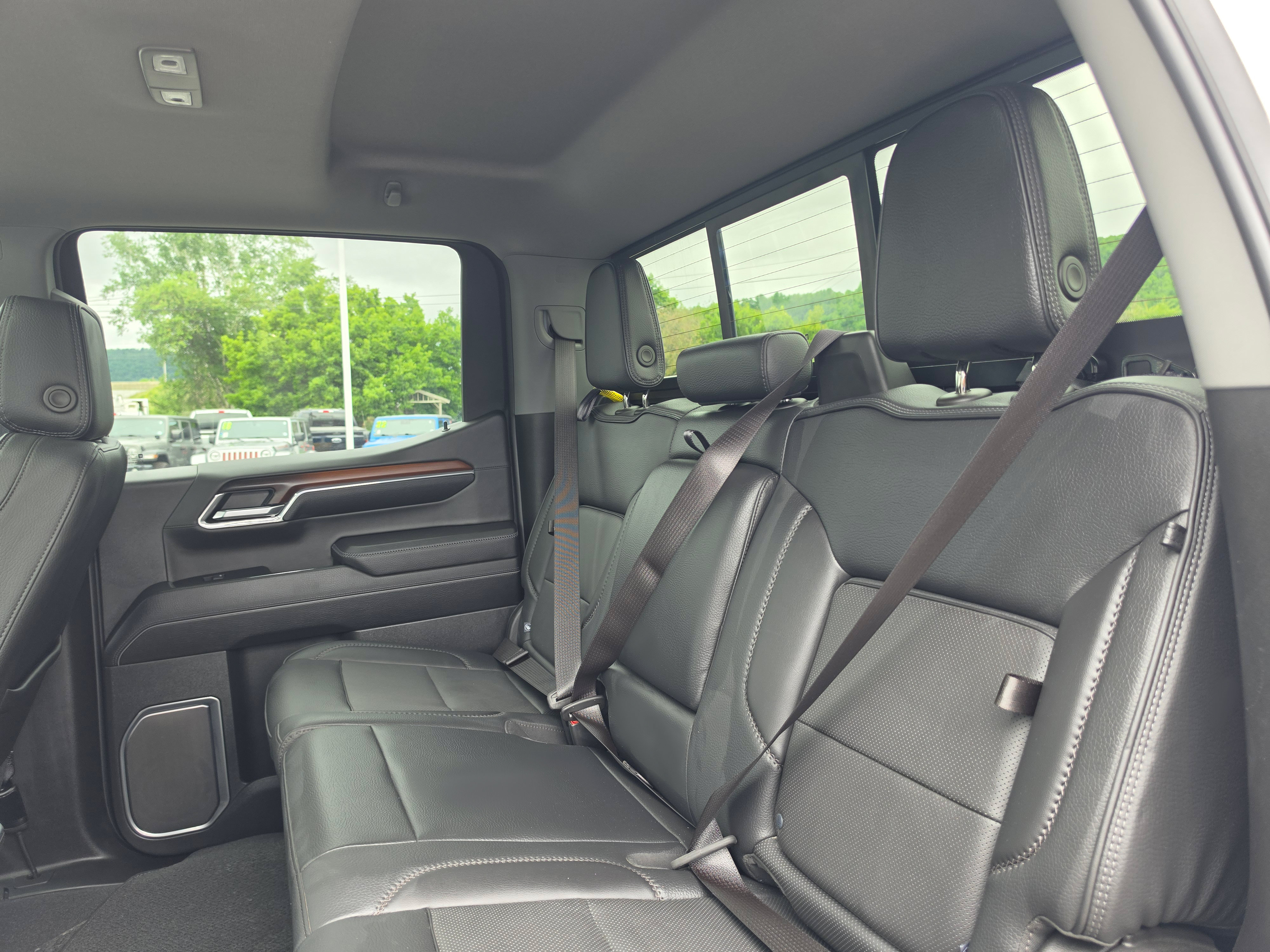 Used 2024 GMC Sierra 1500 Denali AWD/4WD image 15