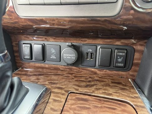 Used 2020 Nissan Armada SL w/ Premium Package RWD image 26